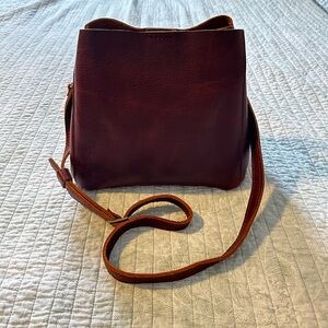 Butterfly Bucket Crossbody Bag - PORTLAND LEATHER
